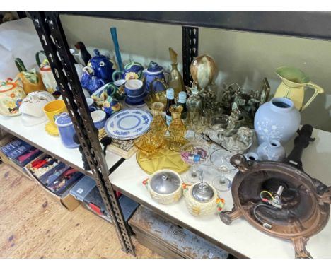 Collection of Clarice Cliff Celtic harvest, Copeland Spode, Babycham glasses, decorative porcelain, etc.