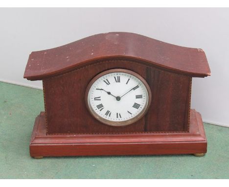 An Edwardian mahogany and inlaid mantel clock, Roman enamel dial, 17cm high