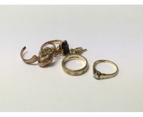 A Collection of 9ct gold jewellery weighing approximately 12g and an 18ct gold ring weighing approximately 1.8g.