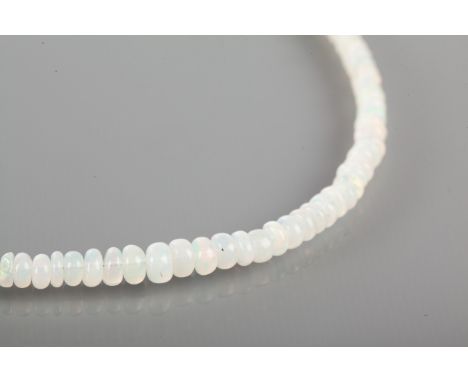 OPAL BEAD NECKLACE
formed by graduated opal beads, approximately 40cm long