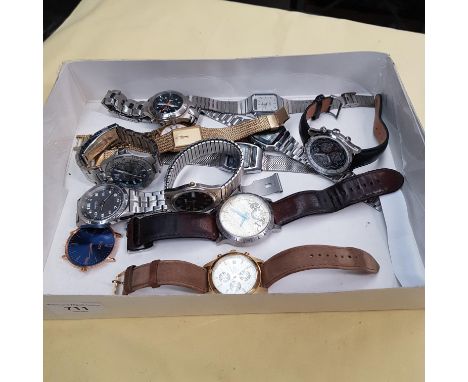 Atray of gents watches including Citizen, Seiko, Casio, Fossil etc