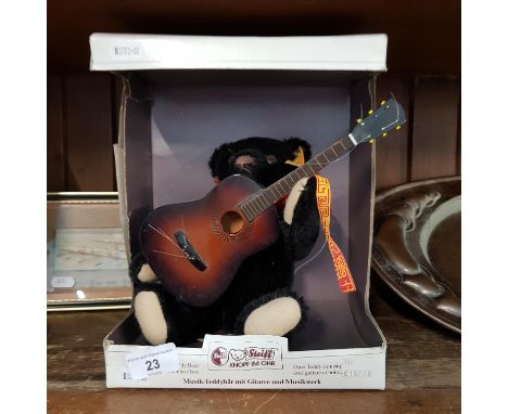A Steiff Teddy Bear "Bobby"