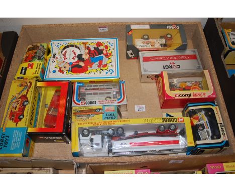 One tray containing a quantity of mixed issue Corgi toy diecasts, to include No.1152 Corgi Major ESSO Mac truck with articula