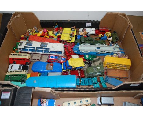 One tray containing a quantity of playworn and loose diecast toys, to include Dinky, Corgi, Scalextric etc, examples to inclu