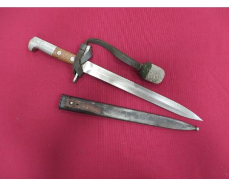 Swiss M1918 Schmidt Rubin Bayonet 12 inch double edged blade. The forte marked 'Elsener Schwyz'. Steel muzzle ring, crossguar