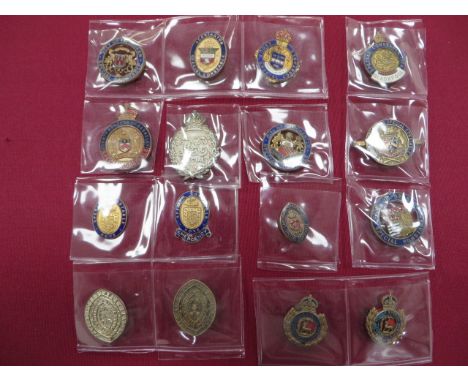 Good Selection of Special Constable Lapel Badges including plated Reading ... KC white metal Oxfordshire ... KC gilt and enam