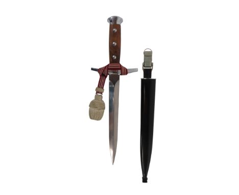 Swiss M1943 Army Officer's Dagger 8 1/4 inch double edged blade. The forte marked 'Elsener Schwyz Victoria'. Plated swept up 