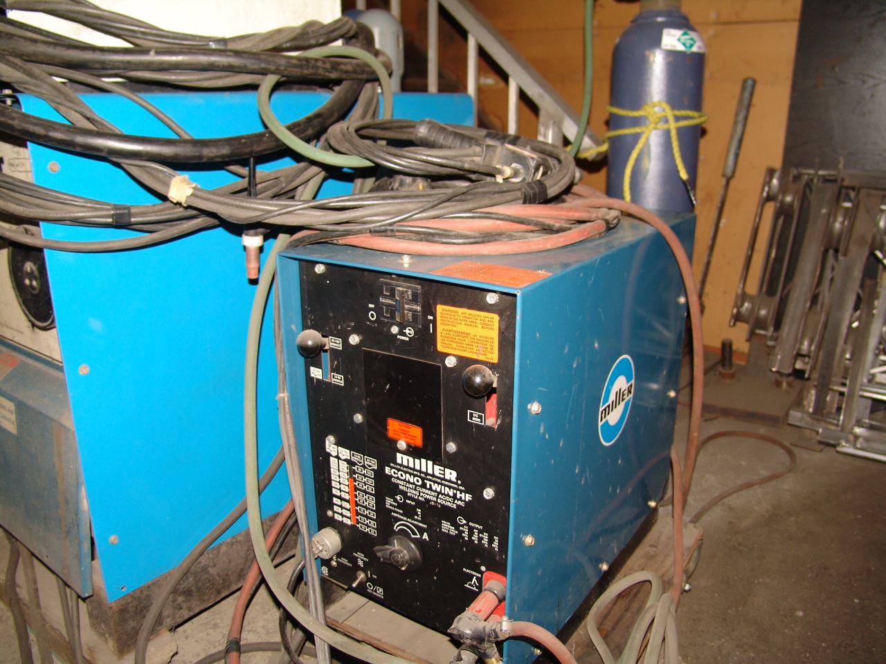 MILLER ECONO-TWIN HF 150 AMP TIG WELDER, CC AC/DC