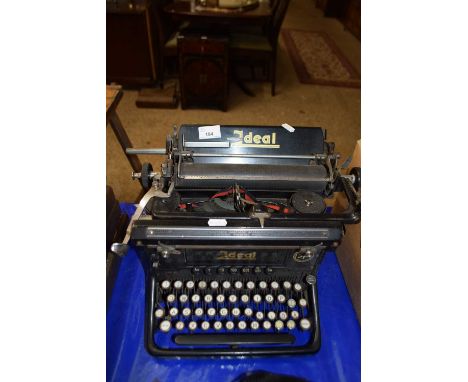 Naumann Ideal vintage typewriter