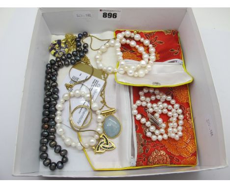 925 Gilt Pendants on Chains, modern freshwater pearl bead necklaces, etc.
