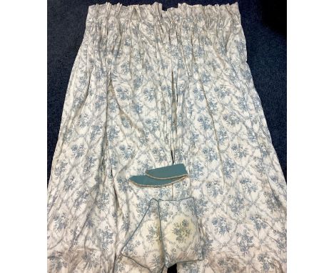 A pair of interlined weighted curtains, blue floral pattern, each L 212cm x W 120cm, conforming pair of cushions (2) 
