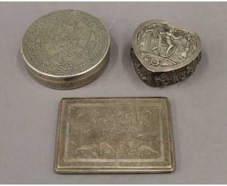 An Indian silver cigarette case, an Egyptian silver box and an unmarked Indian silver box. The former 12 cm wide. 15.4 troy o