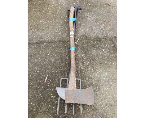 Lawn Edger, Garden Fork and Axe 