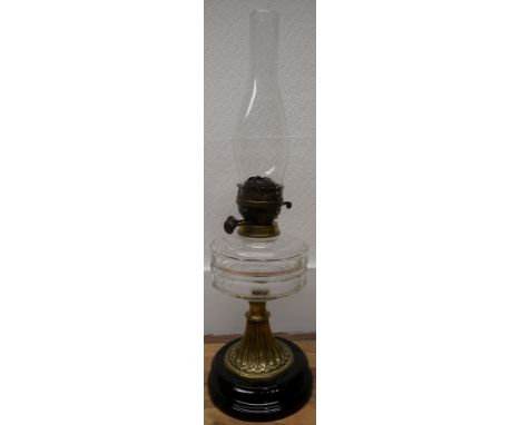 LATE VICTORIAN OIL LAMP WITH CLEAR GLASS BOWL AND BRASS COLUMN. C1880-