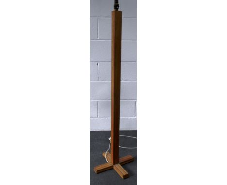 OAK STANDARD LAMP BASE H133CM BASE W 39CM