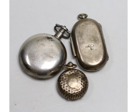 A 19th century silver cased pocket compass, diameter 44mm and two silver sovereign cases, including twin compartment.