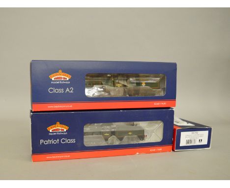 OO Guage Three DCC ready Bachmann locomotives , which includes; 31-529 Class A2 60534 Irish Elegance BR Green Early Emblem, 3