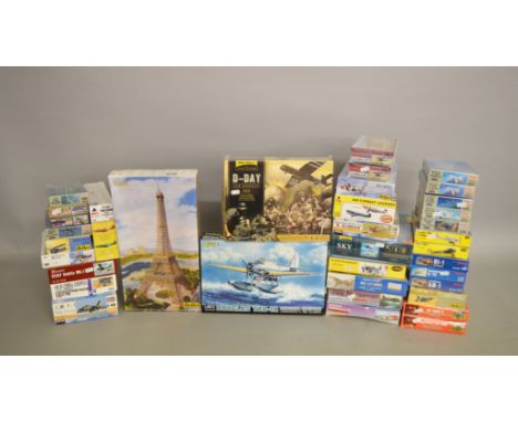 Thirty five assorted plastic model kits, all aircraft, by Heller, Hasegawa, IMMA, etc. Boxed, ex-shop stock.