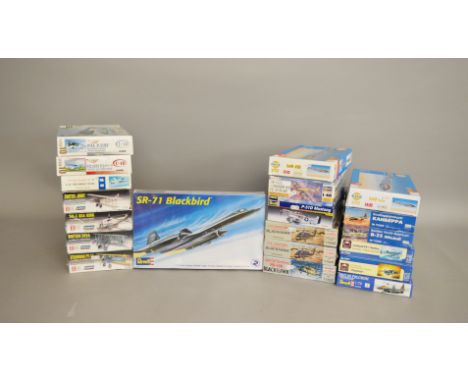 Twenty plastic model kits, all aircraft, by Lindberg, Minicraft, Revell, etc. Boxed, ex-shop stock.