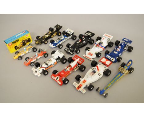 Ten unboxed Corgi diecast model Racing Cars, generally appear G/G+ together with a  boxed Corgi #159 Cooper-Maserati F1, G+ i