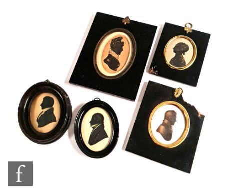 ATTRIBUTED TO FREDERICK FRITH (1819-1871) - Portrait of a lady wearing a bonnet, cut out silhouette highlighted in gold, oval