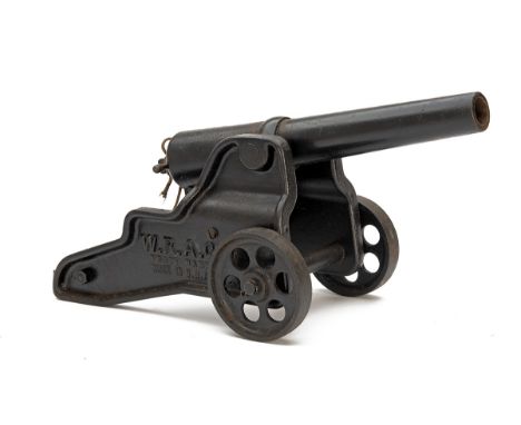 A 10-BORE (2 5/8in. BLANK) WINCHESTER 1901 PATTERN SALUTING CANNON WITH TRANSIT CHEST, serial no. 36, circa 1930, with signed