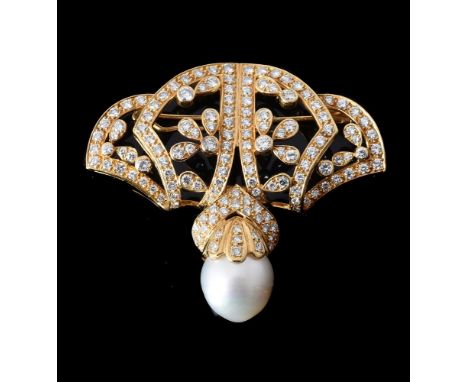A SOUTH SEA CULTURED PEARL AND DIAMOND BROOCHthe pierced fan like pediment set with brilliant cut diamonds, approximately 4.2