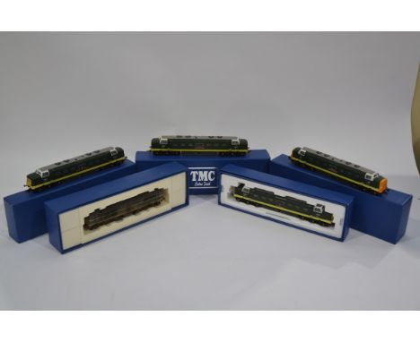 Bachmann and Hornby OO Gauge Diesel Locomotives, partially boxed examples by Bachmann D9008 The Green Howards, D900 Royal Sco