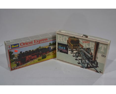 Two Unmade Plastic Kits Rocket and Orient Express, both boxed Gakken 81599-800 1:26 scale 1829 Rocket and Revell 2190 1:87 sc