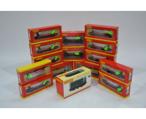 Hornby (China) OO Diesel Electric Shunting Locomotive and Goods Wagons, a boxed group comprising R2417 BR Class O8 3256 Shunt