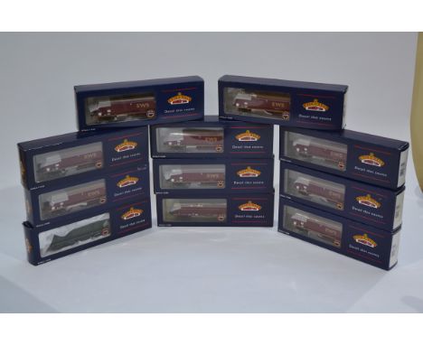 Bachmann OO Gauge Diesel Locomotive and EWS Goods Wagons, a boxed group comprises 32-027 Class 20 D8000 in BR green livery, 3