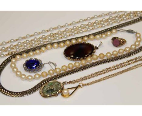 GROUP OF COSTUME JEWELLERY AND FAUX PEARLS
including chains, pendants, gold ring etc.