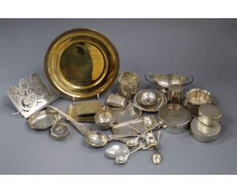 A collection of mainly Italian 800 standard small white metal items, comprising a gilt white metal plate, six variously-shape