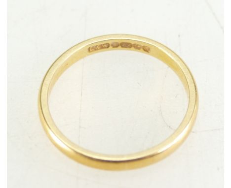 22ct gold wedding ring size  M/N, 3 grams (2)