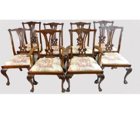 Early 20th century set of eight carved mahogany Chippendale style dinning chairs comprising six singles and pair armchairs / 