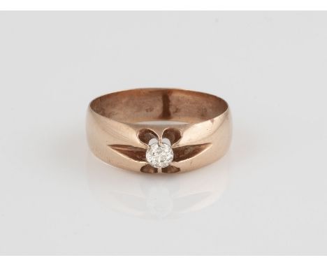DIAMANT-RING Rotgold. Ringmaß ca. 57, Ges.-Gew. ca. 3,6 g. Geprüft 14 K. Ein Diamant im Altschliff, ca. 0,20 ct. Minimal besc