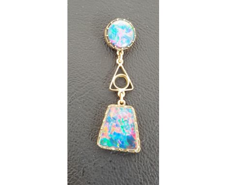 OPAL DOUBLET DROP PENDANTthe circular and shaped opal doublets in unmarked gold setting, 4.2ch long 