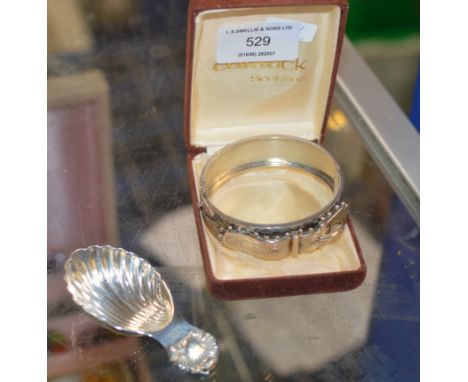 CONTINENTAL SILVER BUCKLE BANGLE &amp; BIRMINGHAM SILVER SCALLOP SHELL CADDY SPOON    