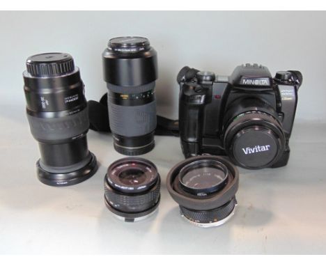 Minolta Dynax 600 SI Classic Camera, together with a collection of lenses to include Minolta AF35-200, Vivitar 100-300mm and 