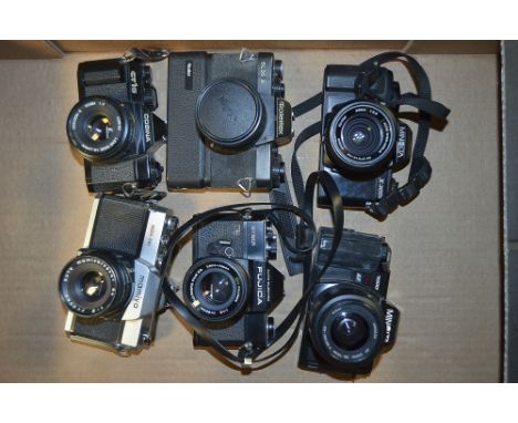 A Tray of 35mm SLR Cameras,  including a Rollei SL35 E, a Mamiya MSX 500, a Fujica ST901, a Cosina CT1G and 2 Minolta cameras