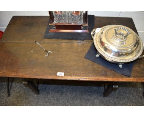 An 18th century oak tapered rectangular dough trough, planked top,  joined underframe, 70cm high, 101cm wide, c.1750