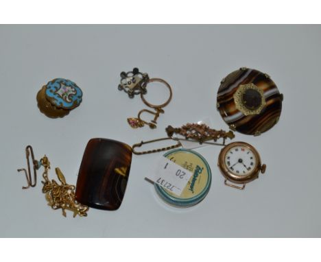 A 9ct gold wristwatch (faults); a polished, shaped rectangular agate panel; a circular agate brooch; a 9ct gold band; a pair 