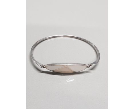 SILVER MOTHER OF PEARL BANGLE GROSS WEIGHT 7G
