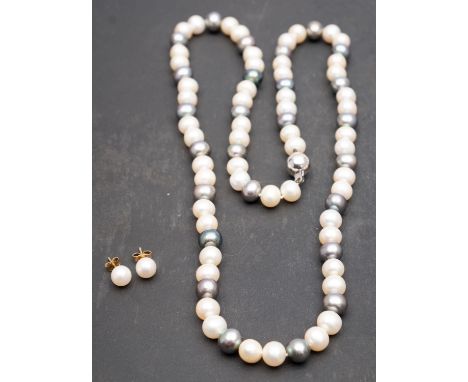 A single-row, cultured pearl necklace and pair of cultured pearl ear studs, the cultured pearls of white and grey hue, diamet