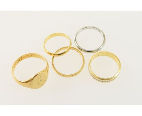 18ct gold gent's signet ring, initialled, size U; also an 18ct white gold wedding ring; an 18ct two colour gold wedding ring 