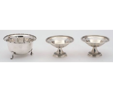 A pair of silver bon bon dishes, and a sugar basin, various makers and dates: total weight of silver 5.78ozs.