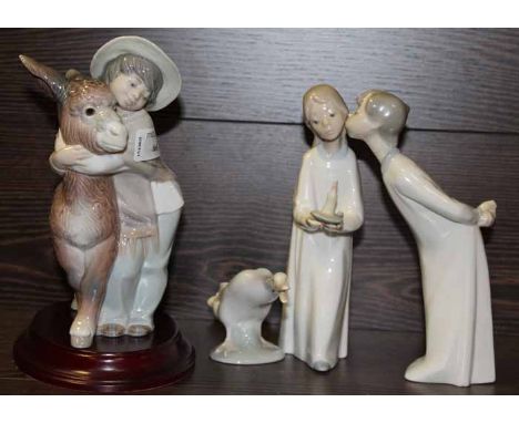 FOUR LLADRO FIGURES