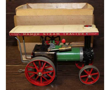 MAMOD 'T.E. 1a' STEAM TRACTOR
in original box 