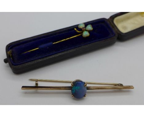 An opal set pin and a 9ct gold and opal brooch, 4.9g