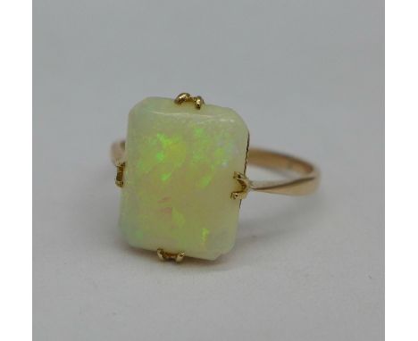 A 18ct gold and opal ring, 1.7g, N